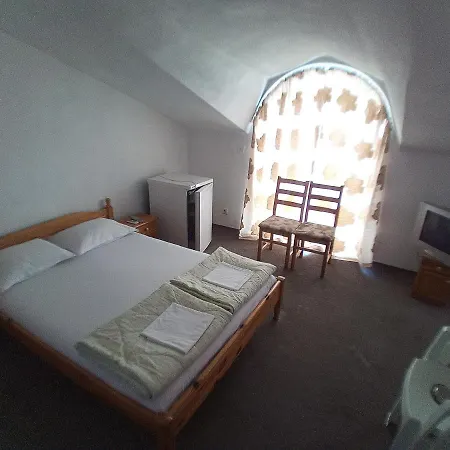 בית הארחה Zlatevi